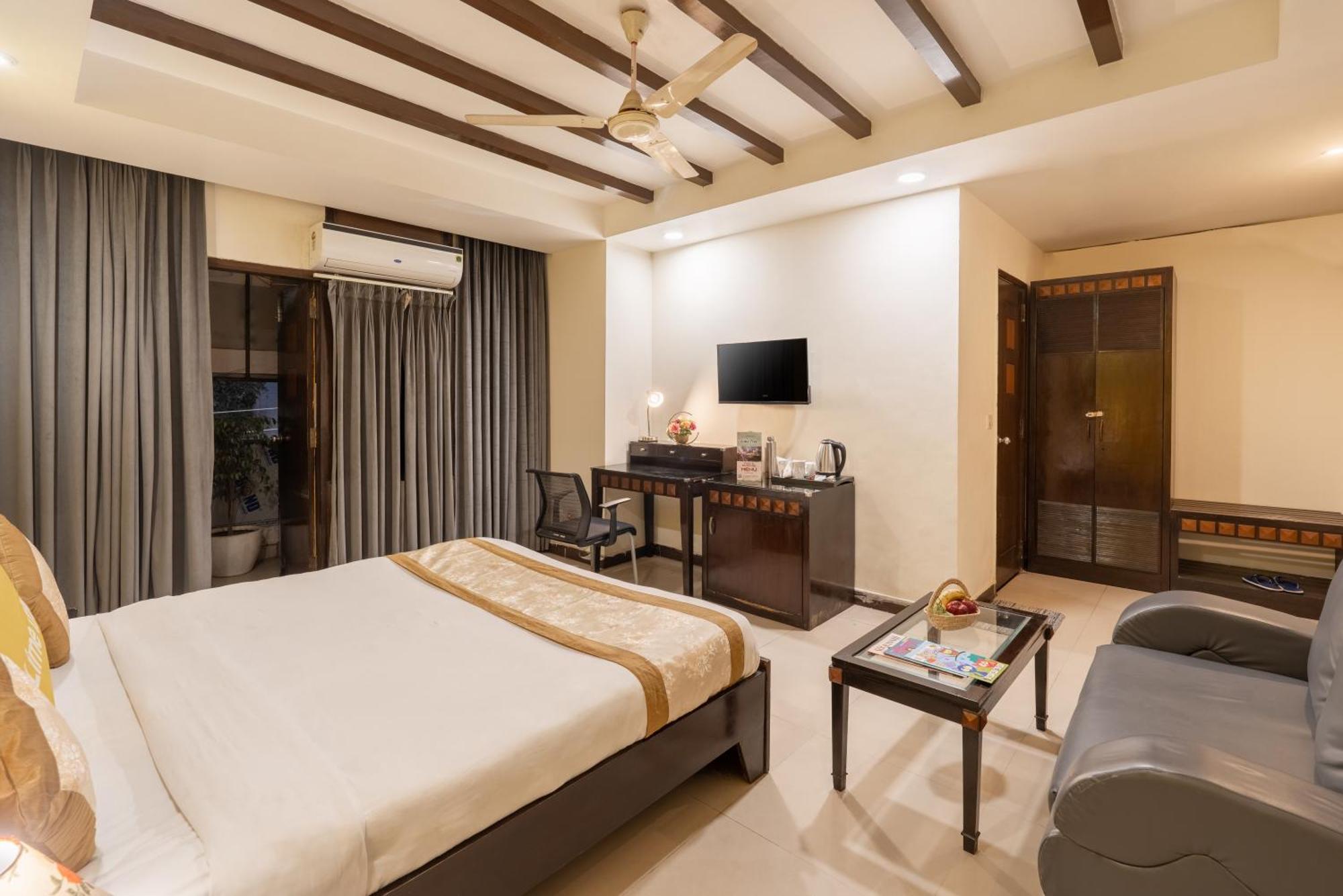 Lime Stays B&B Gk-2 At Greater Kailash Metro South Delhi Nearby Saket Select City New Delhi Exterior foto